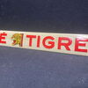 Té Tigre - Gewölbter Blechstreifen aus der Zeit um 1950