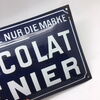 Man verlange nur die Marke Chocolat Menier Emailleschild im Kleinformat 42 x 24 cm