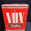 Vox Kafffee - Tee - Kakao (50er Jahre Blechschrank aus Tante Emma Laden)