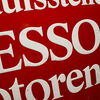 Autorisierte Verkaufsstelle Esso Motorenöle  84 x 60 cm - Emailschild um 1965