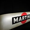 Martini Tresenleuchte im stattlichen Format von ca. 38 x 145 cm.