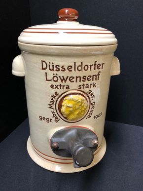 Düsseldorfer Löwensenf - Spender mit herrlichem Löwenkopf (Um 1925) XL-Version