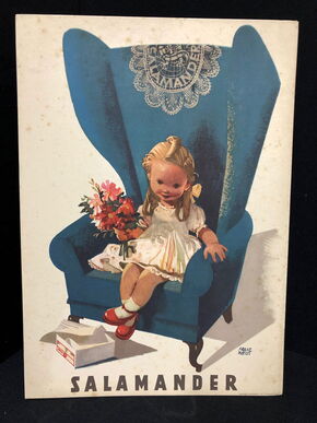 Salamander Werbepappe (30 x 20 cm) von Franz Weiss - Mädchen auf Sessel Motiv (50er Jahre / selten)