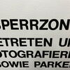 Sperrzone Hinweisschild (Wohl 60er Jahre / Schräg abgekantet)